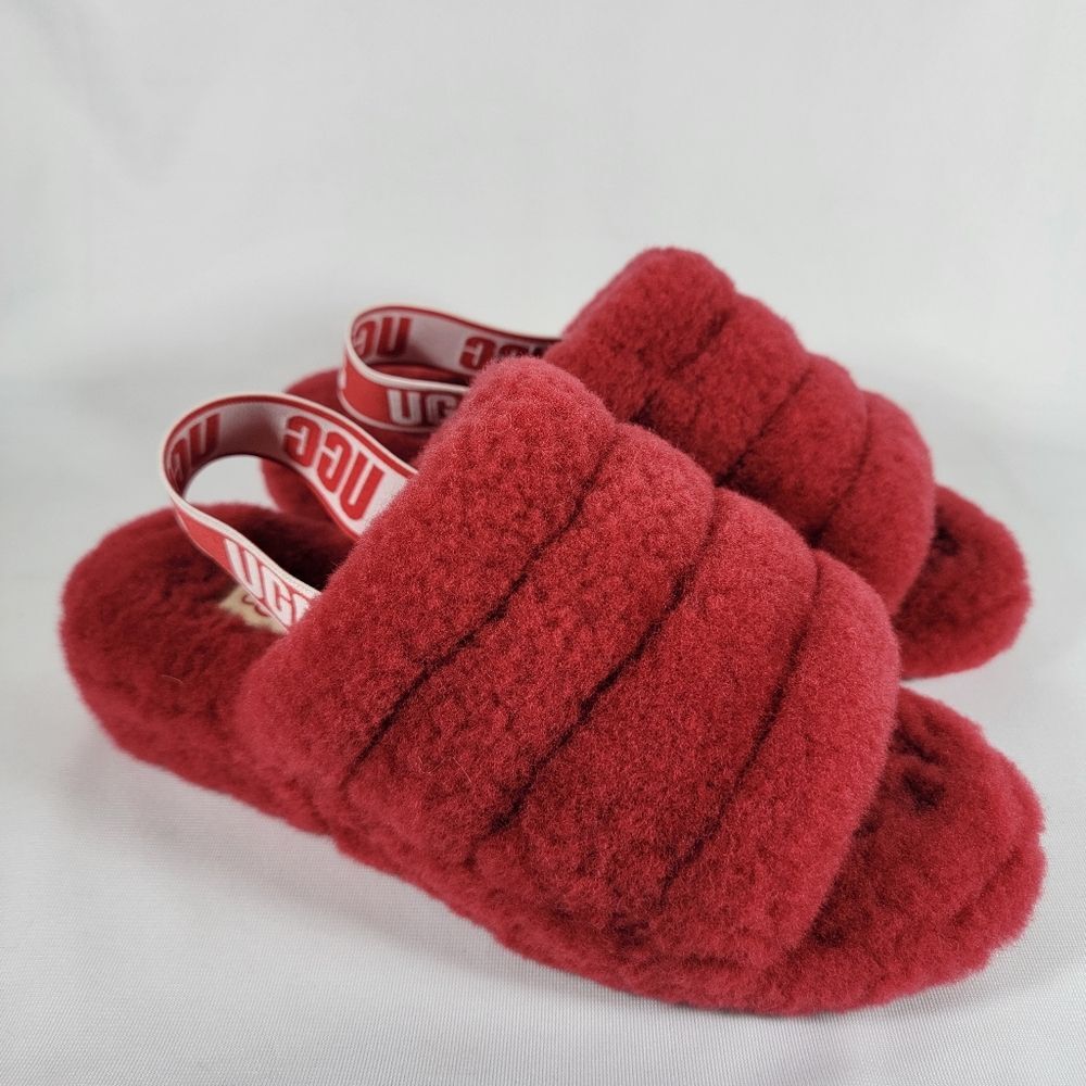 UGG Red Yeah Slude Slippers Super Fluff Size 7